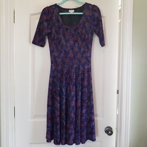 LuLaRoe Small Nicole abstract print
